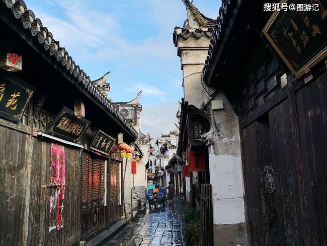 文化盛宴送到群众身边 重庆市文艺界新春文化惠民示范活动走进大足
